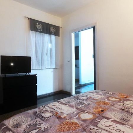 Ferienwohnung Oasi In Centro Bari Exterior foto