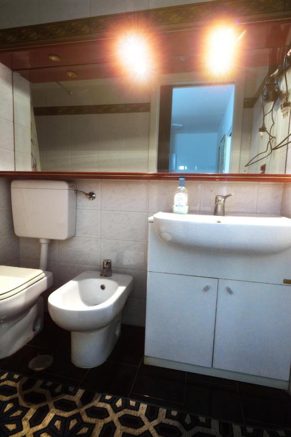 Ferienwohnung Oasi In Centro Bari Exterior foto
